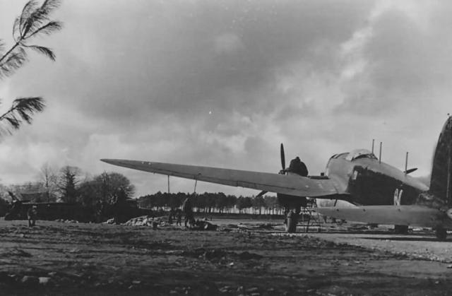1941 Meucon Heinkel He 11H