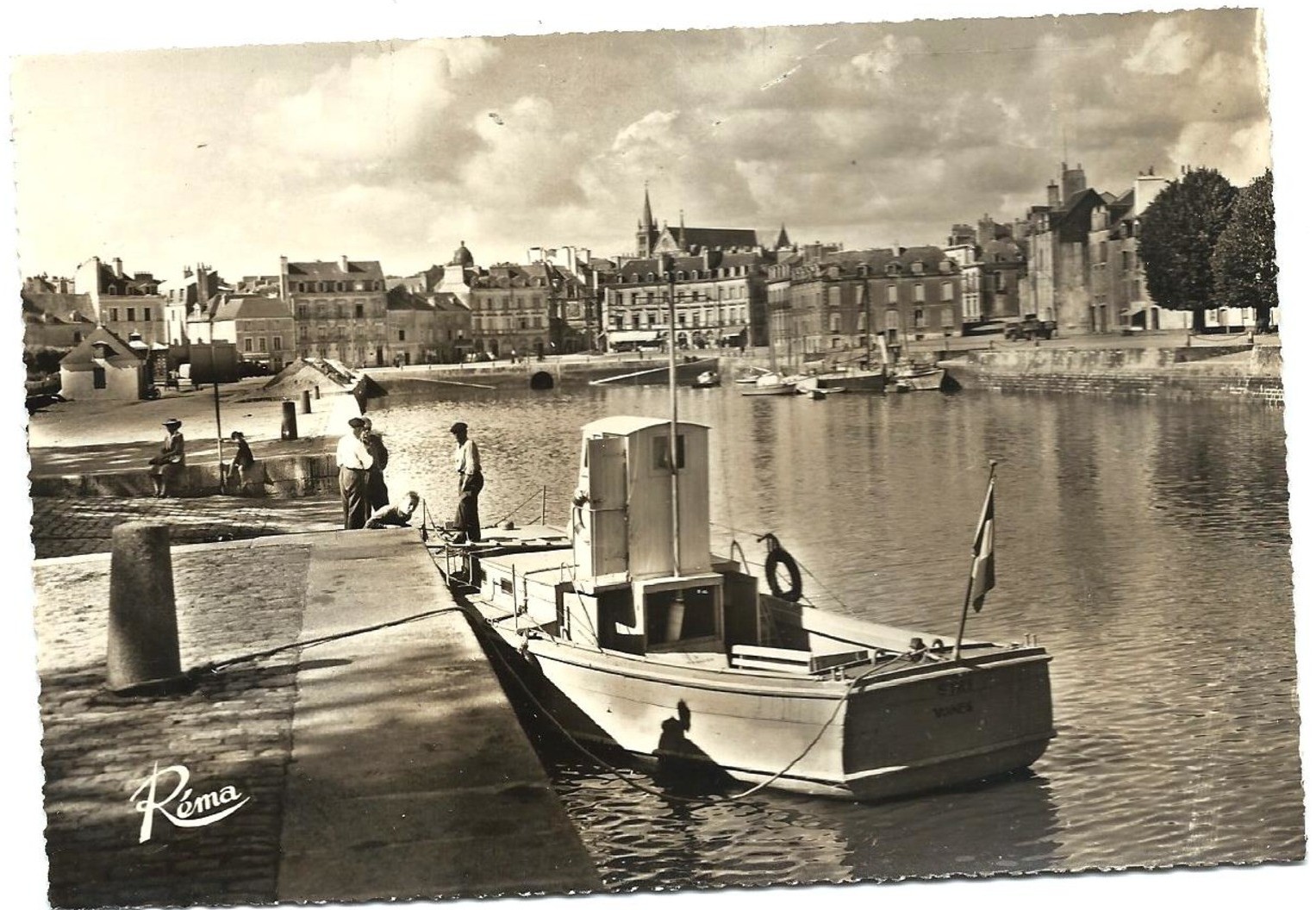 Vedette Saint Yves Port Vannes